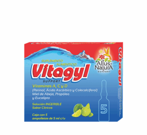 Caja azul de ampolletas con vitamina A, vitamina C y vitamina D